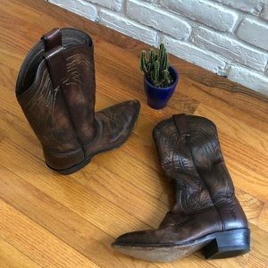 Frye leather Western Stitch Pull-on Boot 7.5